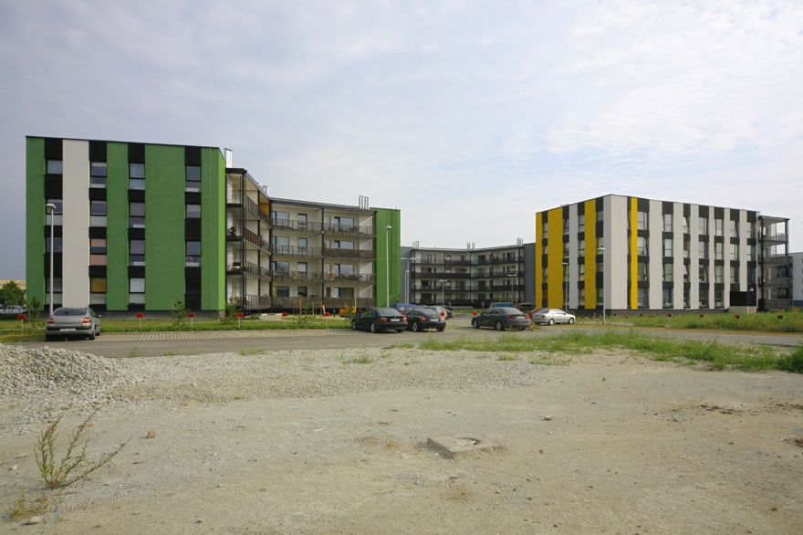 Korterelamud Haabneemes / Kõrgemäe korterelamud, vaade hoonetele. Agabus Endjärv Truverk Arhitektid
