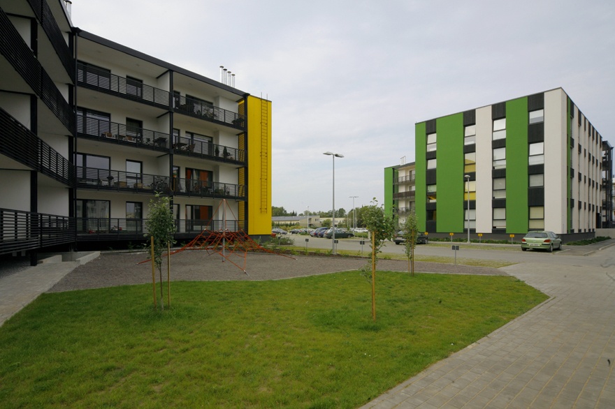 Korterelamud Haabneemes / Kõrgemäe korterelamud, vaade hoonetele. Agabus Endjärv Truverk Arhitektid