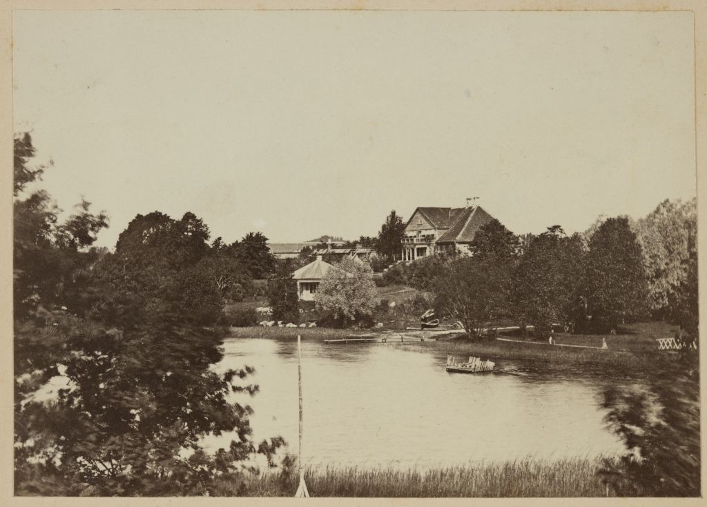 Pühajärvi and Pühajärvi Manor