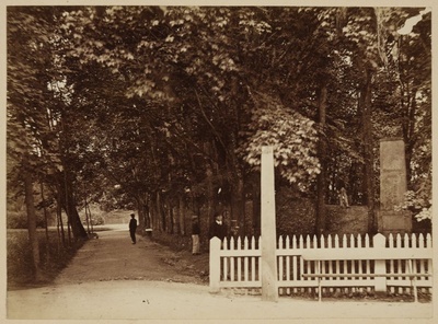 Allee Toomemäel, on the right monument of Karl Morgenstern  duplicate photo