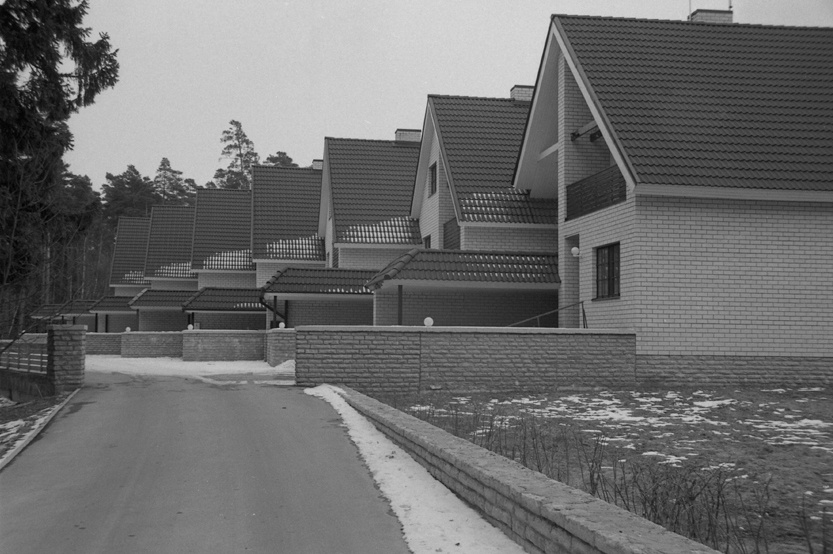 Ridaelamu Sakus, vaade. Arhitekt Voldemar Herkel