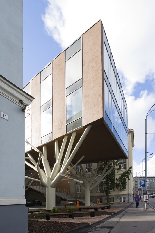 Inglise Kolledži spordihoone, vaade. KOKO Arhitektid: Lembit-Kaur Stöör, Margus Maiste, sisearhitektid: Liis Lindvere, Raili Paling