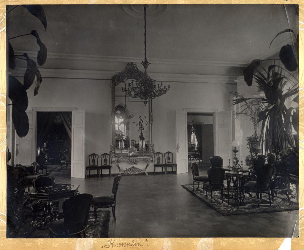 Interior of Kukulinna Manor