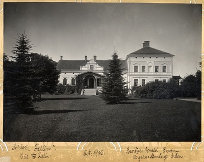 Facade of Viljandi manor (Schloss Fellin) (c1910)  duplicate photo