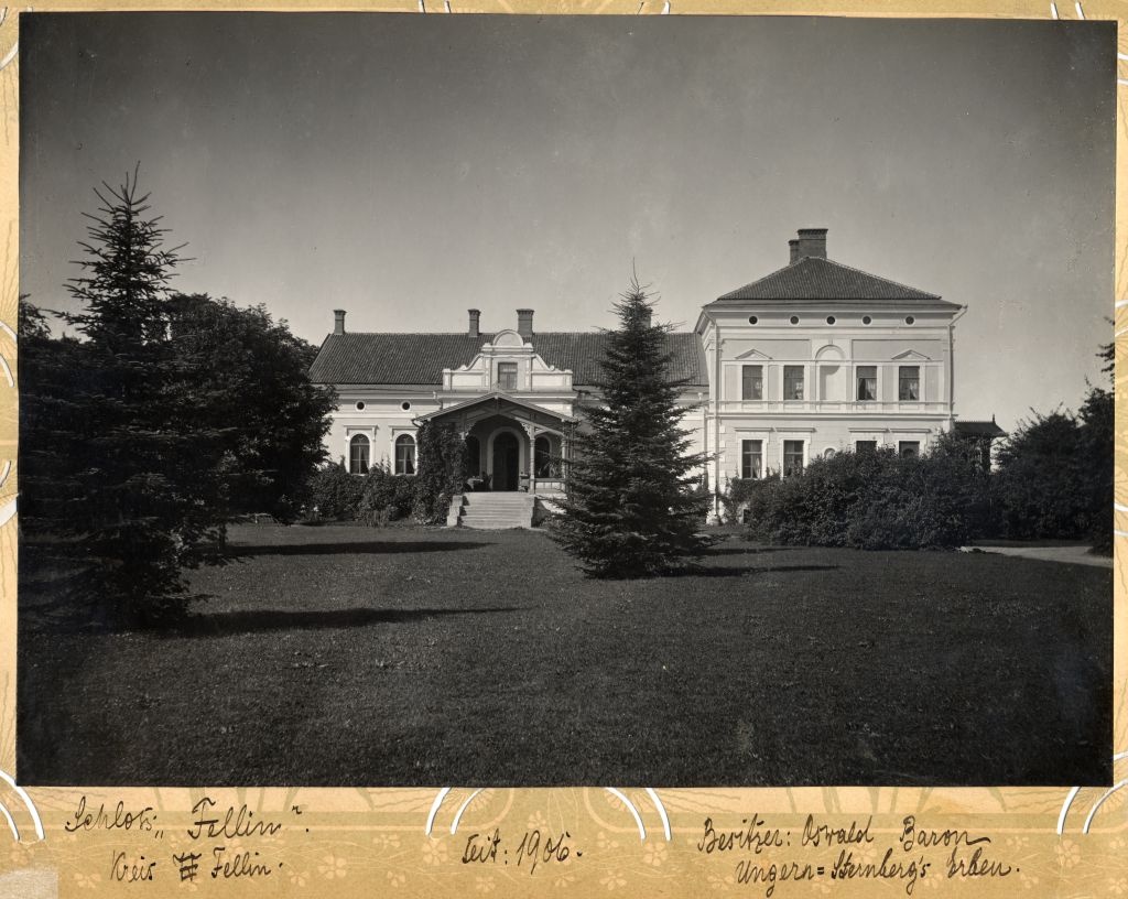 Facade of Viljandi manor (Schloss Fellin) (c1910)