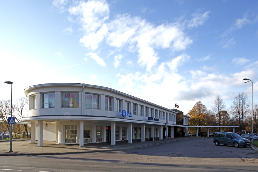 Pirita bussijaam e Regati maja, Merivälja tee 1, Tallinn. Arhitekt Roman Koolmar (võimalik koostöö: Artur Jürvetson)