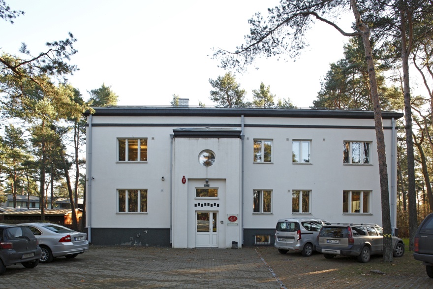 Korterelamu Vabaduse pst 13, Nõmme, Tallinn. Arhitekt Roman Koolmar