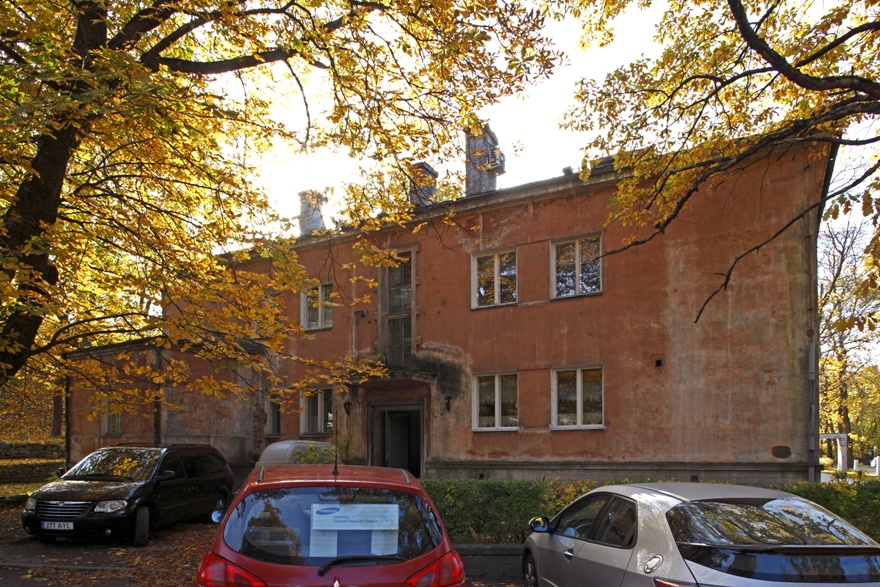 Vahipataljoni ohvitseride elumaja Weizenbergi 32, Kadriorg, Tallinn. Arhitekt Roman Koolmar