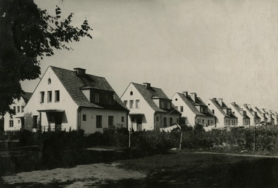 Kopliranna asum (AS Kopli Kinnisvarad arendus), Sirbi tänav. Arhitektid Roman Koolmar ja Karl Tarvas  similar photo