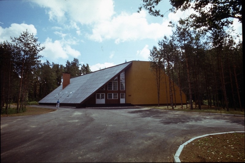 Männisalu puhkekeskus, endine a/b nr 11 Võsu puhkebaas. Arhitekt Ago Pähn, V. Palm