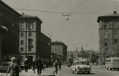 Tallinn, Narva mnt alguse uushoonestus 1960. aastate algul, kaadris autod ja tramm  similar photo