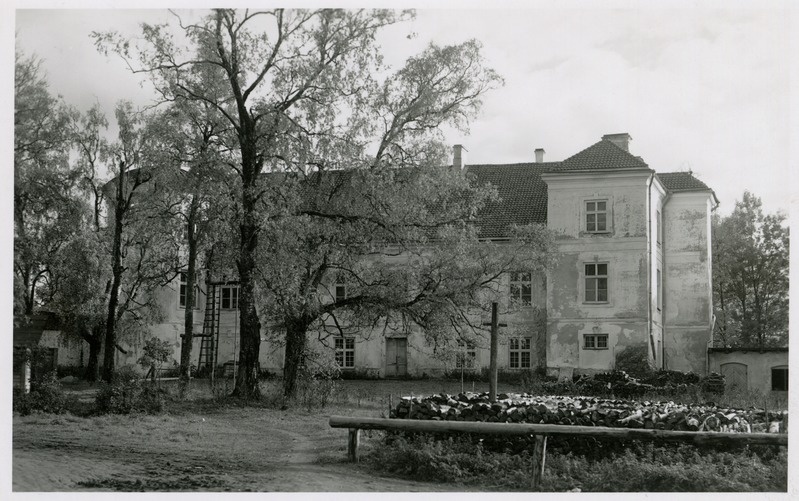 Kiltsi mõis. Vaade tagant