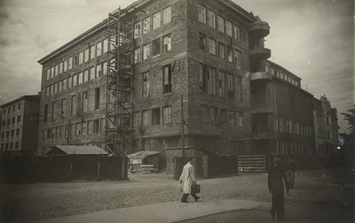 Raadiokomitee hoone, nn vana raadiomaja ehitusjärgus. Arhitektid Elmar Lohk (algne kavand) ja Grigori Šumovski  duplicate photo