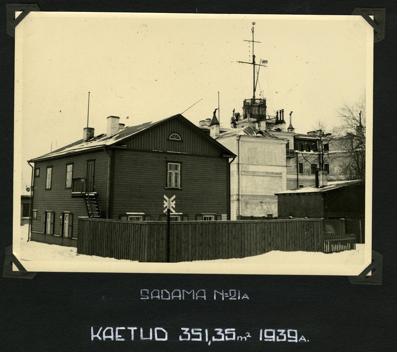 Veeteede talitus. Hoone Tallinna sadamas, endise aadressiga Sadama tn 21a. Taamal Sadamavalitsuse hoone