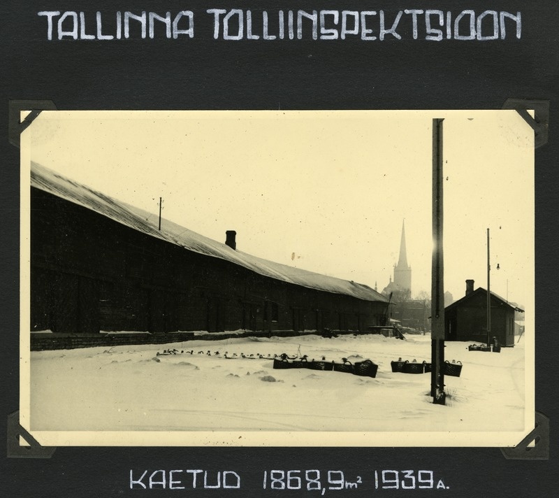 Tallinna tolliinspektsioon. Laohoone Tallinna sadamas, Sadama tn. Taamal Oleviste kirik