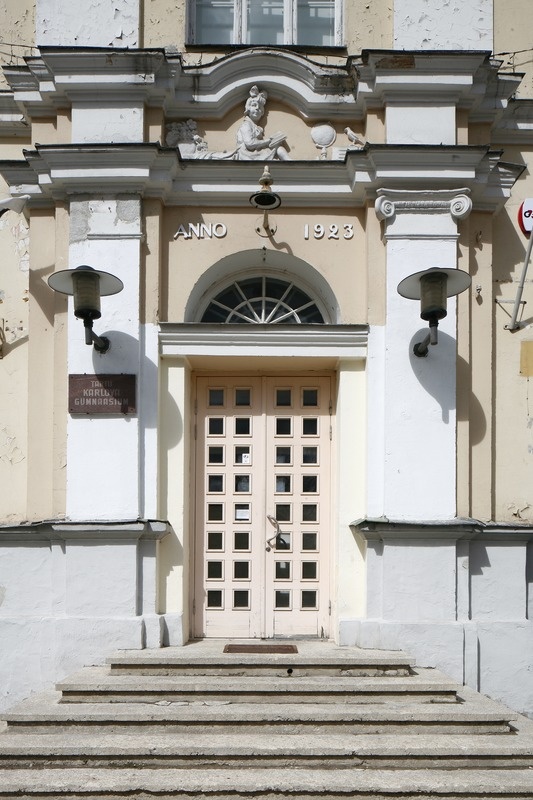 Lina 2 koolimaja Tartus, tänapäeval Karlova kool. Arhitekt Anatoli Podtšekajev