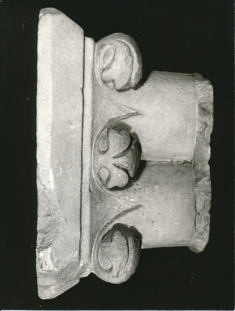 foto Viljandi ordulossi kapiteel