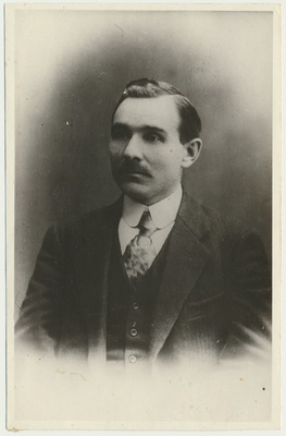 foto Gustav Kudeberg u 1915  duplicate photo
