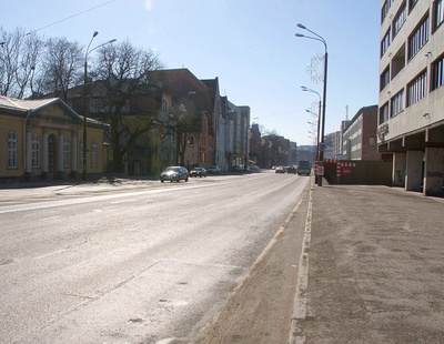 Vaade Narva maanteele, Uue Sadama tänava kohalt linna suunas. rephoto