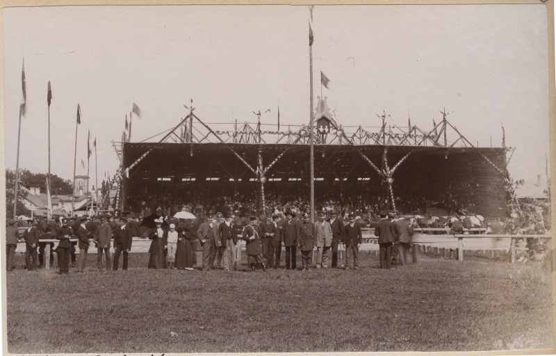 6. The public event in Tallinn, the view of the singing hall.