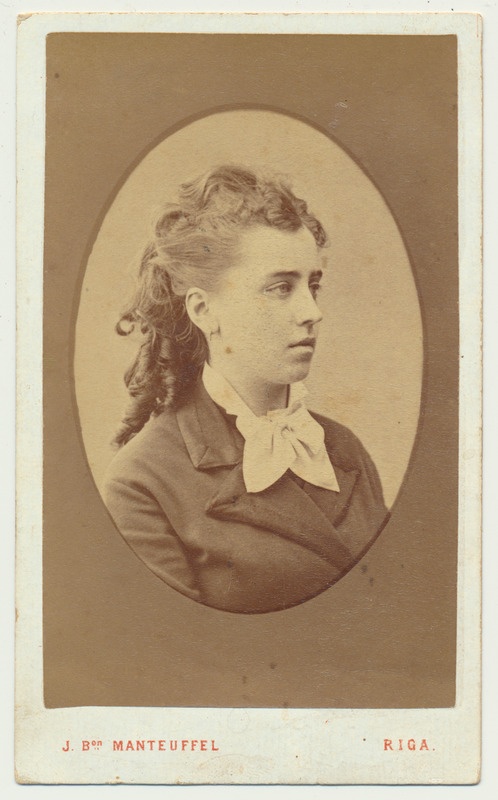 foto, Sophie (Sonnia) Wilhelmina Dorothea von Meyendorff u 1880 foto J.B.Manteuffel, Riia