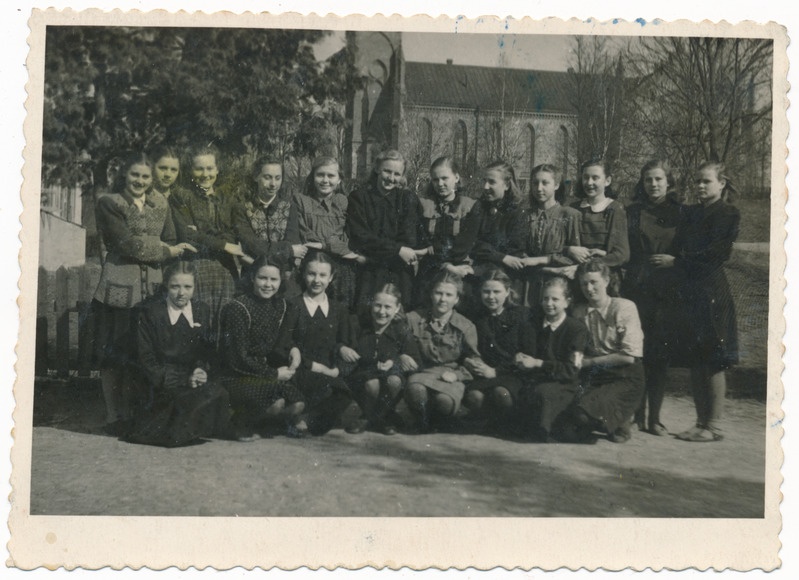 foto, Viljandi Pedagoogiline Kool, I c klass, 1951. Nimed. Hariduse tn 2
