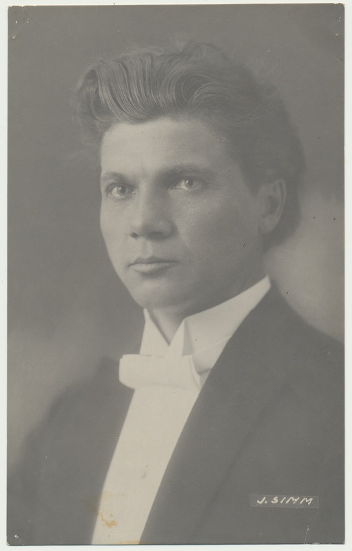 foto Juhan Simm, helilooja, dirigent u 1925 foto Parikas?