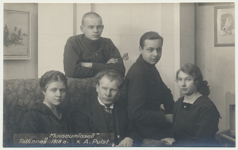 foto August Pulst jt muuseumlased, 1918 Tallinn (ERM-i Tallinna osakond)