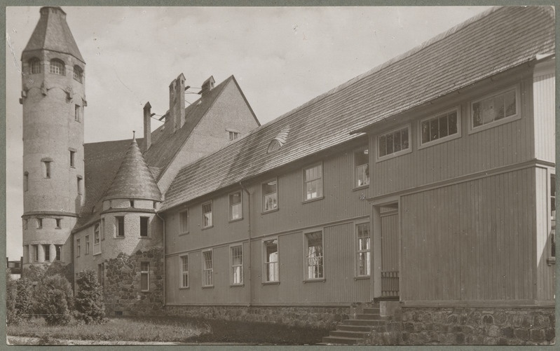 foto albumis, Taagepera sanatoorium, vaade hoone rõduküljele pargist, 07.1930 foto K.Akel & Ko