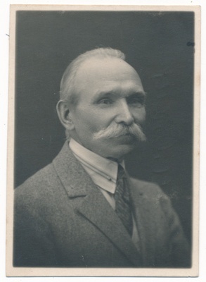foto A.Oskar, mees 1930  duplicate photo