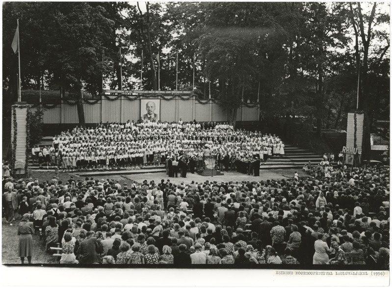 foto I Noorsoofestival, Viljandi lauluväljak 1956 foto E.Veliste