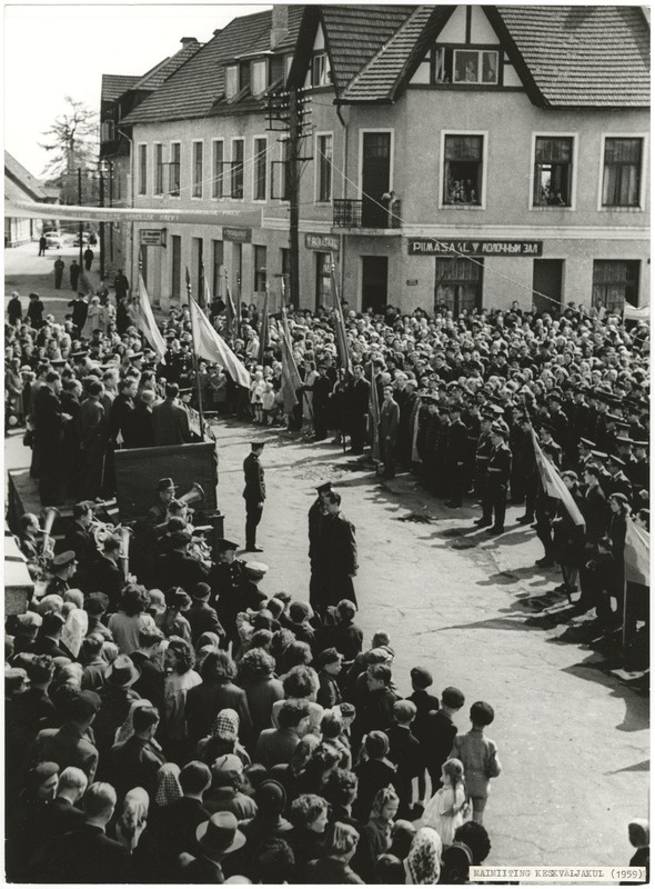 foto Viljandi, maimiiting Keskväljak'ul, Tartu tn, 1959 foto E.Veliste