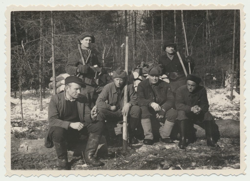 foto, Viljandimaa, metsatööliste grupp, u 1940
