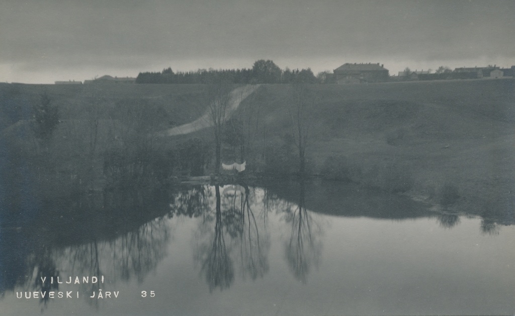 foto, Viljandi, Uueveski järv, eemal linnamajad u 1910 F J.Riet