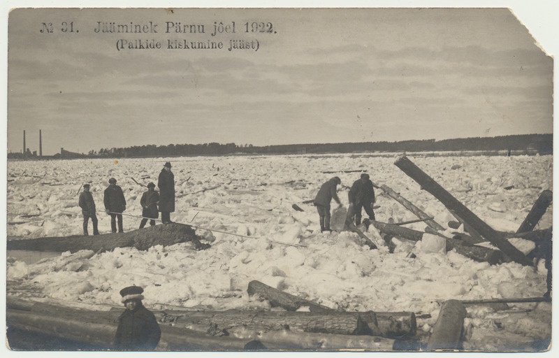 foto Pärnu jõgi, jääminek, palkide tõmbamine, 1922