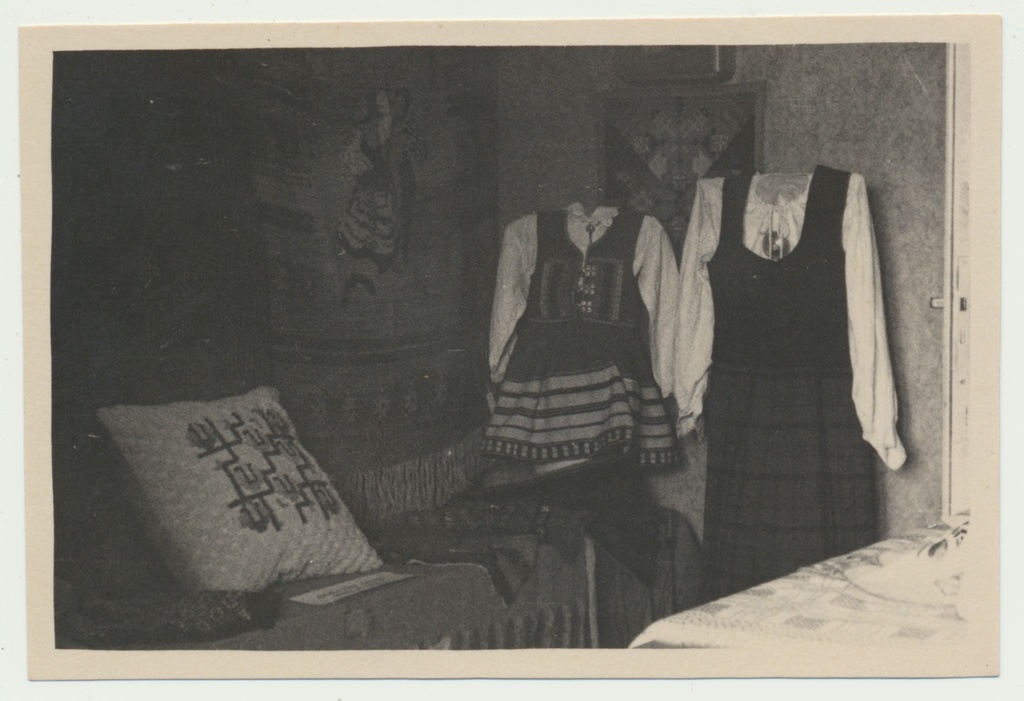 foto Viljandi muuseum, kunstinäitus 1952 foto T.Parri