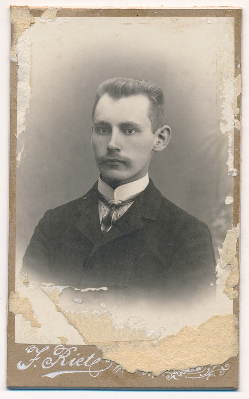 foto Jaan Leoke, kirjastaja, u 1910 foto J.Riet