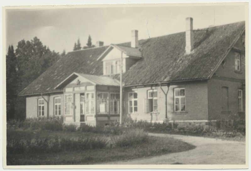 foto Viljandi khk, endine Viiratsi mõis, mõisavalitseja maja u 1950