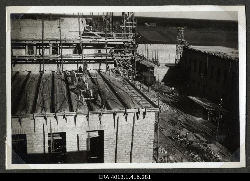 Construction of the ceiling of the Kehra Cellulose factory boiler