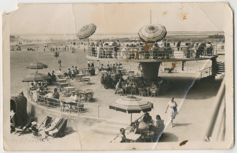 Photo. Pärnu beach and beach cafe