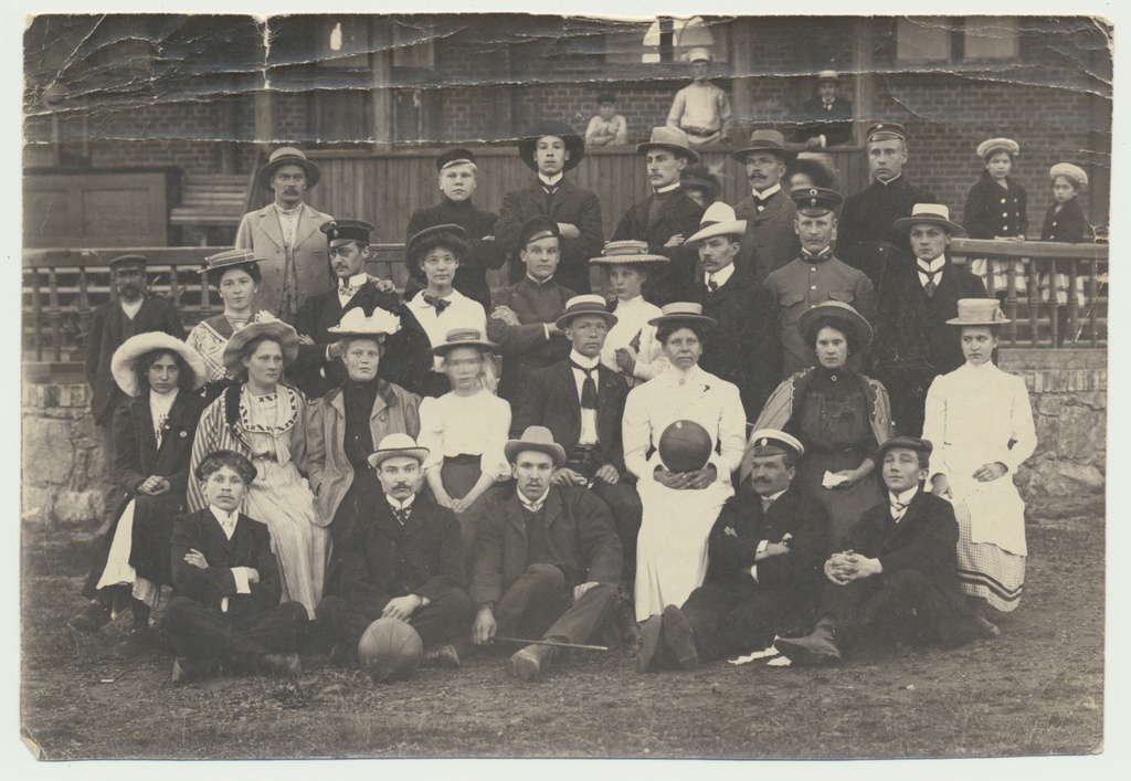 foto Viljandi, Anton Õunapuu võimlemis- ja laulumängu kursus 1909 foto J. Riet