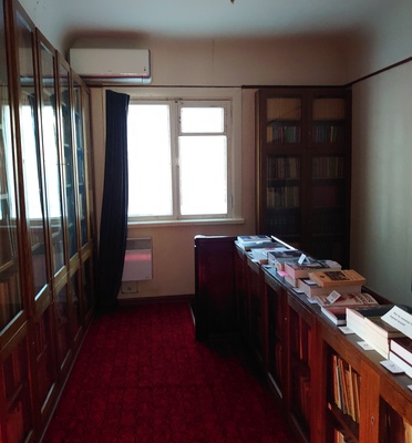 FR. Tuglase at home Nõmmel 2nd floor staircase rephoto