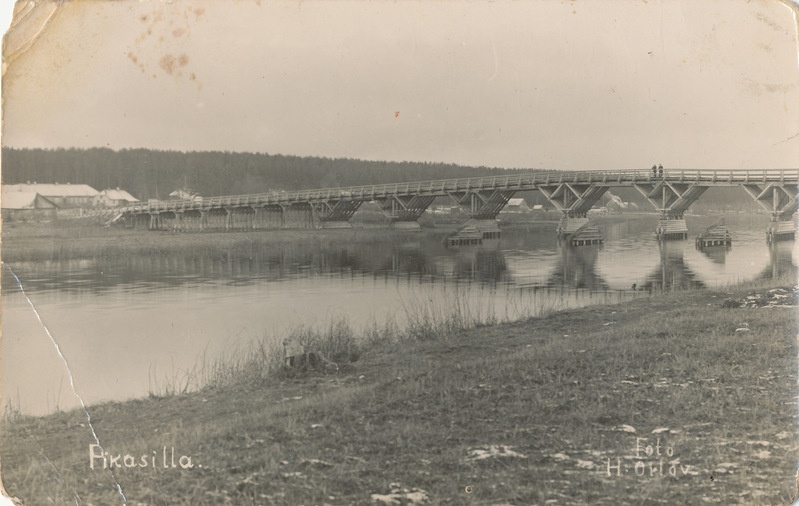 Pikasild - esimene puusild valminuna.