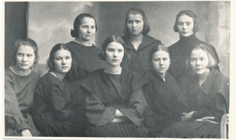 Grupifoto: Valga Tütarlaste Gümnaasiumi kvarteti liikmed 1923. a.
