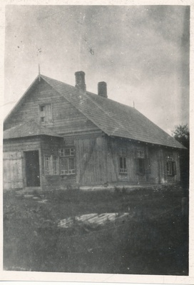 Hüdroloog August Velner. Kollaku talu Arulas- A.Velneri lapsepõlvekodu kod. perioodil. Välisvaade.  duplicate photo