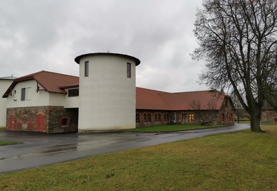 Ülenurme mõisa veiselaut silotornidega rephoto