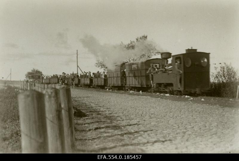 Narrow-track railway connected to the port of Romassaare in Kuressaare.