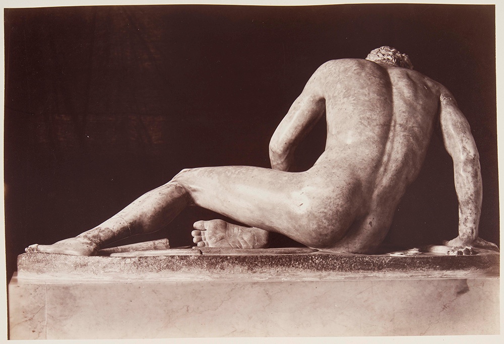 Surev võitleja (gladiaator). Skulptuur Kapitooliumi muuseumis Roomas