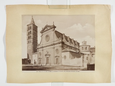 Katedraal Viterbos  duplicate photo