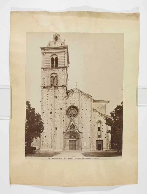 Katedraal Fermos (XII saj.)